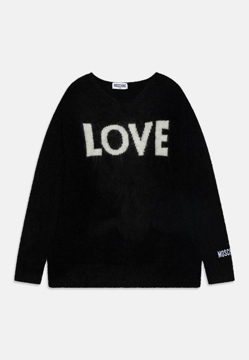 Suéter negro de punto con escote en V, con la palabra "LOVE" en letras blancas y peludas, y "MOSCHINO" bordado en blanco en la manga.
