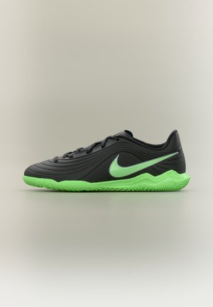 Nike Performance, JR TIEMPO MAESTRO CLUB IC UNISEX - Zaalvoetbalschoenen - black/illusion green