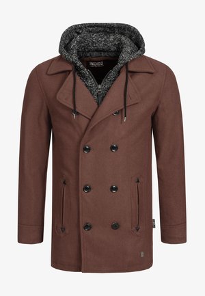 Brązowy płaszcz z mieszanki wełny, podwójnie zapinany, z czarnymi guzikami, kieszeniami po bokach oraz odpinanym szarym kapturem w wzory.