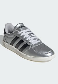 adidas Sportswear - Sneakersy niskie