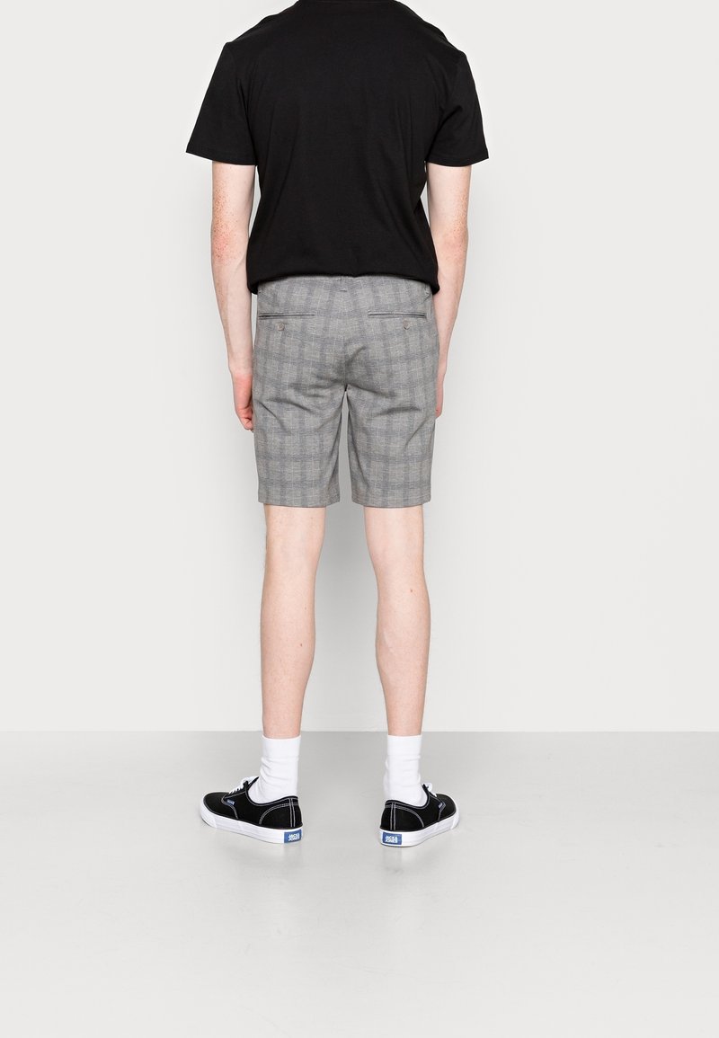 Only & Sons Shorts - off-white