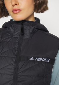 adidas Performance W MT SYN IN VES - Veste sans manches - black