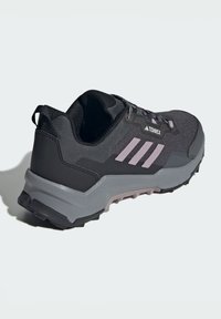 Thumbnail Image 4