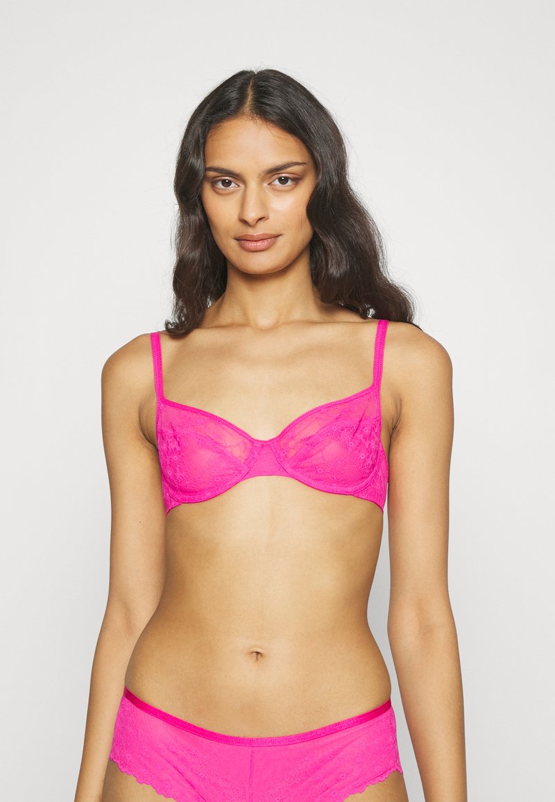 BLUMARINE SOUTIEN GORGE DE LUXE TAILLE 1 COLLECTION REGGISENO 93% SOIE REF D05