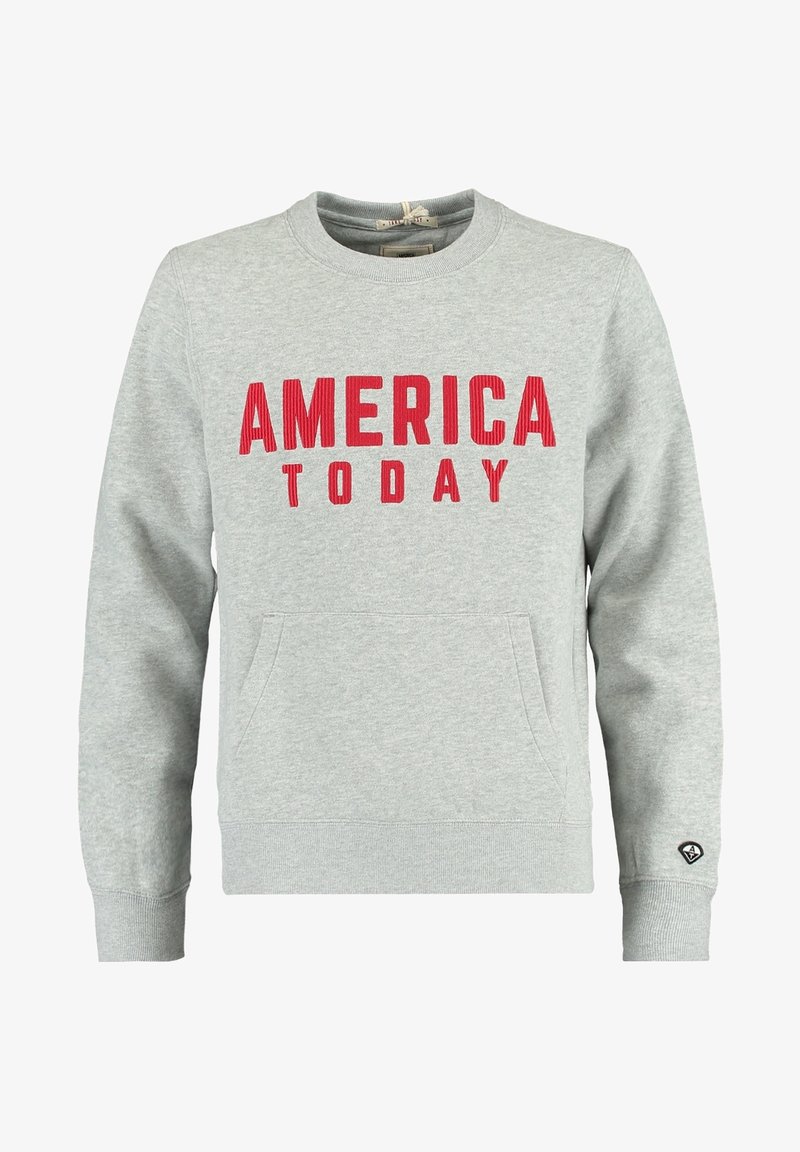 Grijze sweatshirt met geribde boorden en zoom. Voorzien van een voortasje en opvallende rode tekst met de woorden "AMERICA TODAY." Zacht katoenmateriaal.