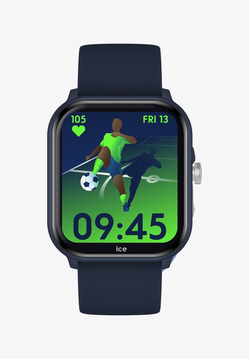 Marineblaue Smartwatch mit quadratischem Display, lebendigem grünen und blauen Hintergrund, der die Uhrzeit 09:45 und einen Herzschlag von 105 anzeigt, mit einer Grafik eines Fußballspielers.