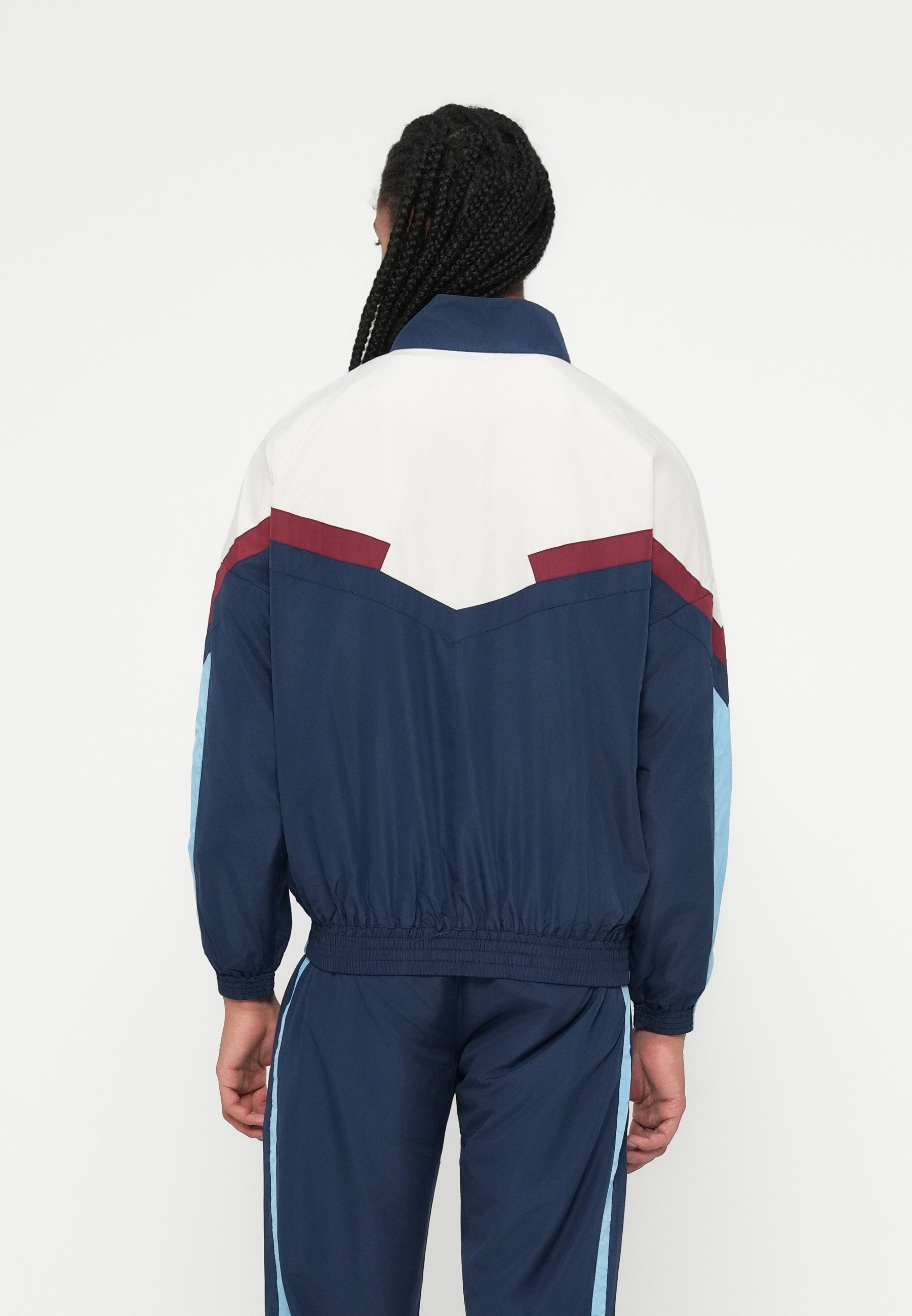 Umbro RELAXED TRACK JACKET - Summer jacket - dark navy/white sand