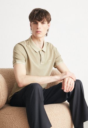 GANT SUNFADED RUGGER - Polosärk - dried khaki