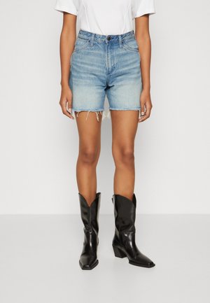 Wrangler COWBOY - Shorts di jeans - leaving town