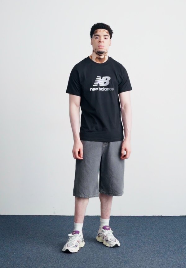 SPORT ESSENTIALS GRADIENT LOGO  - Print T-shirt3