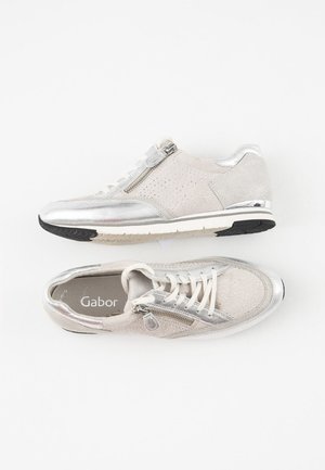 Baskets basses - grey