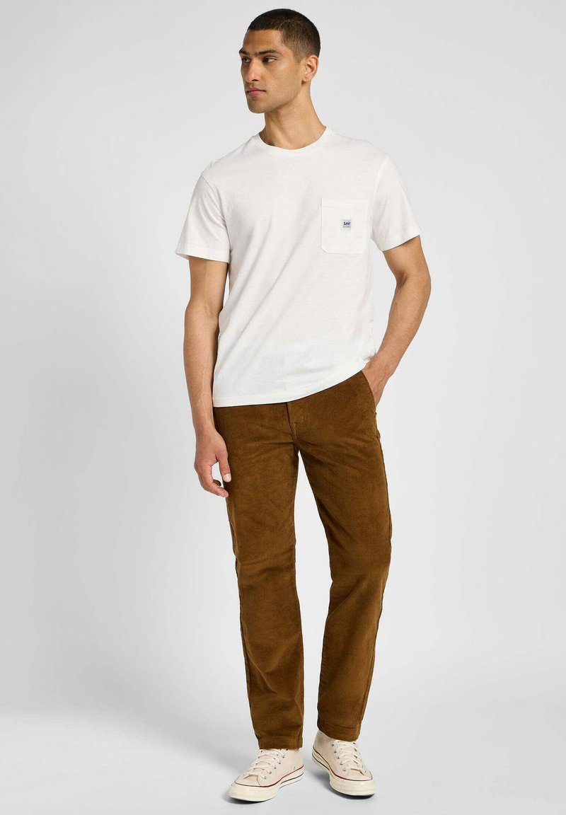 Lee Broek bruin
