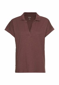 Brązowa koszulka polo z krótkim rękawem i dekoltem w serek, wykonana z lekkiego materiału. Zrolowane rękawy i luźny krój. Prosty, jednolity kolor.