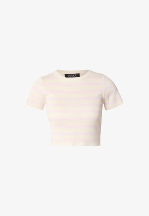Top corto de manga corta en color crema con rayas horizontales en rosa claro. Textura acanalada y escote redondo. Etiqueta de la marca visible en el interior del cuello.