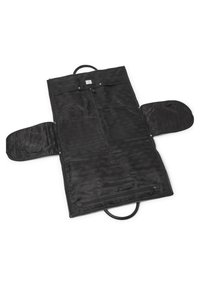 Svart klädesväska med slät yta, dragkedjestängning, två sidofickor och ett handtag för enkel transport. Har ett subtilt geometriskt mönster.