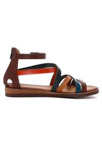 Sandale plate avec des brides en cuir multicolores en marron, orange, vert et bleu, équipée d'une bride à la cheville et d'une fermeture éclair à l'arrière.
