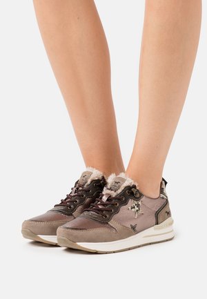 Mustang Sneaker low - braun