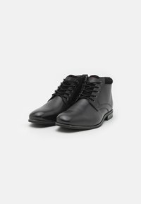 Pier One LEATHER - Stivaletti stringati - black