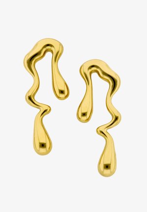 Asymmetrische Ohrringe aus goldfarbenem Metall mit unregelmäßigen, wellenförmigen und abstrakten Formen, reflektierende polierte Oberflächen.