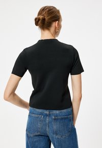 Koton - T-shirt basic