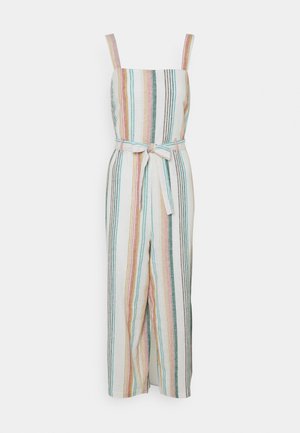 Ärmelloser Jumpsuit mit vertikalen mehrfarbigen Streifen in Pink, Blau, Grün und Gelb, mit einem gebundenen Stoffgürtel in der Taille.