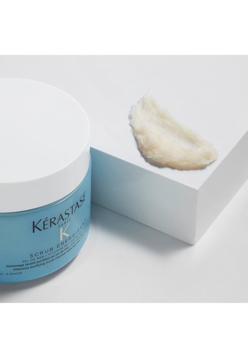 Herren Haarstyling | KÉRASTASE FUSIO SCRUB ÉNERGISANT KOPFHAUTPEELING Haarpflege - FZ25092 Herren Haarstyling | KÉRASTASE FUSIO SCRUB ÉNERGISANT KOPFHAUTPEELING Haarpflege - FZ25092