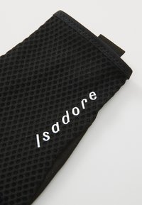Svart sykkelsokk med teksturert meshdesign. Har en hvit logo "Isadore" og flat elastisk toppkant for tett passform.
