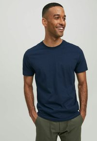 R.D.D. ROYAL DENIM DIVISION RDD DAN - Lihtne T-särk - navy blazer