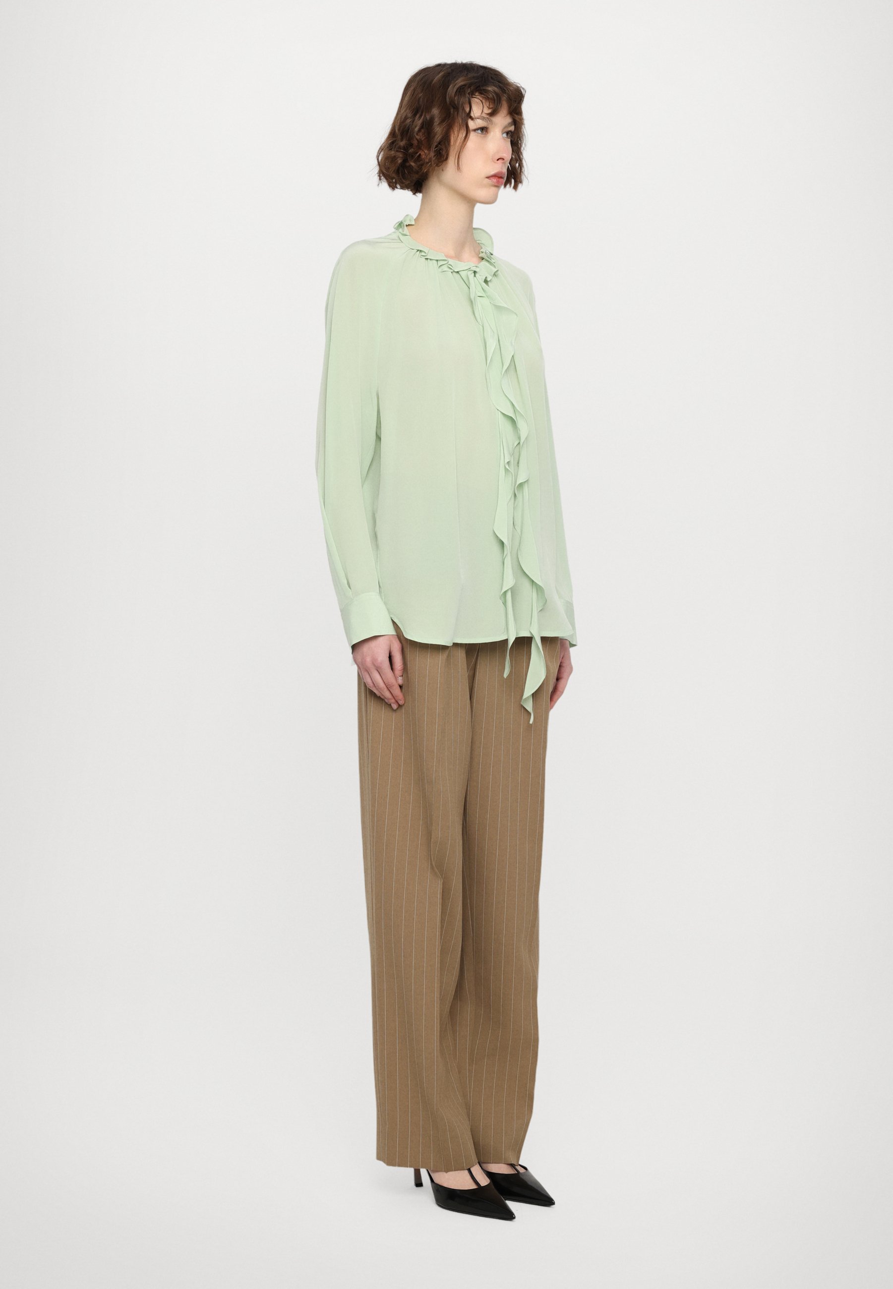 Victoria Beckham RUFFLE - Blouse - jade/light green - Zalando