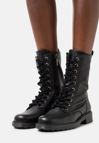 Clarks - ORINOCO STYLE - Lace-up ankle boots - black Thumbnail Image 1