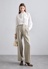 Vanessa Bruno ESTEBAN - Blusa - ecru