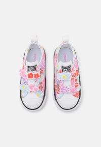 Converse CHUCK TAYLOR ALL STAR  - Tenisky - white/true sky/oops pink