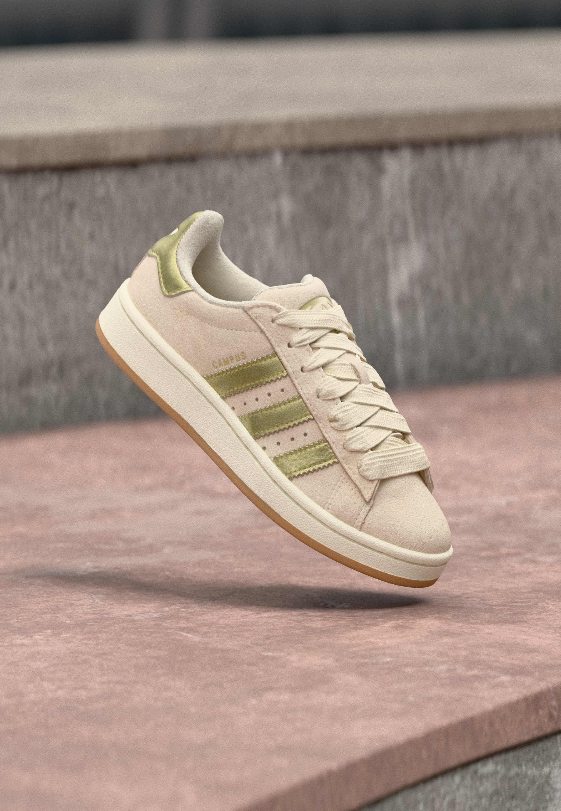 adidas Originals CAMPUS 00S - Trainers - white/off white/off-white - Zalando