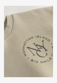 Nepasirinkta, cement