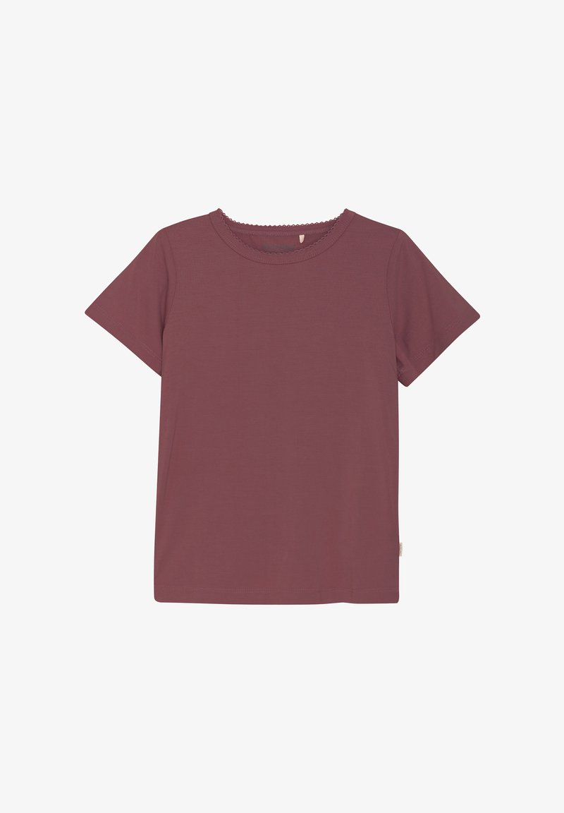 Bordó, rövid ujjú póló, puha anyagból készült. Lekerekített nyakkivágással, fodros szélekkel rendelkezik. Egyszerű, egyszínű dizájn, minta nélkül.