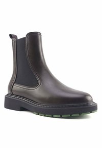 Nine West Ankle Boot - brown