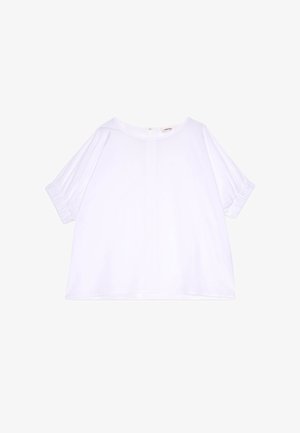 Biela blúzka s krátkym rukávom so zhrnutými manžetami na rukávoch, okrúhlym výstrihom a jedným gombíkom na zapínanie na zadnej strane krku.