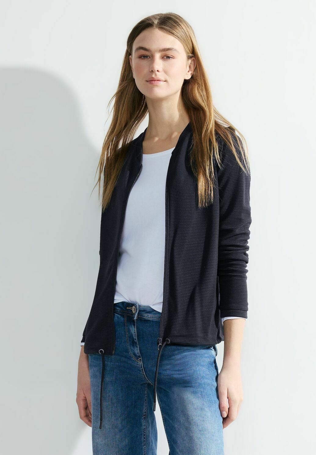 Cecil Damen Strickjacke Mit 3D-Struktur – Lässige Jacke Mit Stehkragen Und Reißverschluss