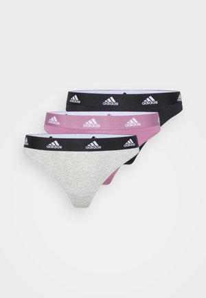 Trois paires de string pour femmes : une grise, une rose et une noire, avec le logo Adidas blanc sur la ceinture extensible.