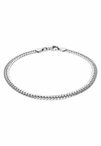 Bracciale in argento con design intrecciato, texture liscia e chiusura a morsetto sicura. Forma piatta con finitura lucida.
