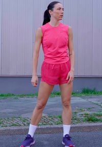 Nike Performance Sportiniai šortai - aster pink
