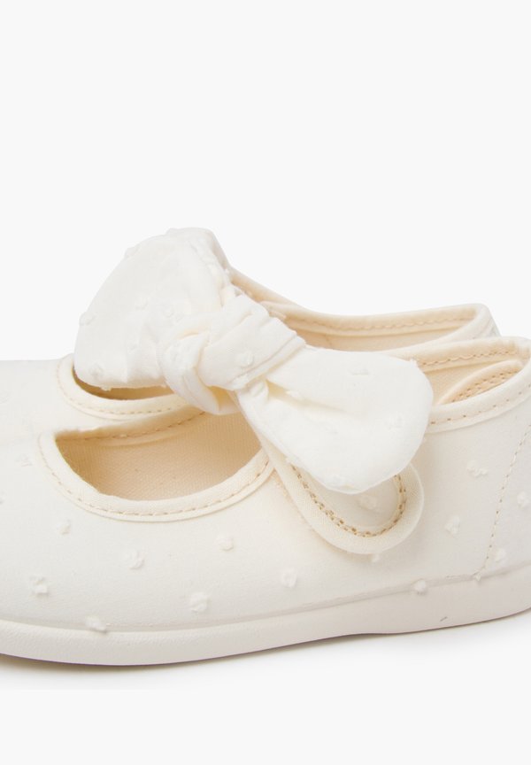 PLUMETI TIRA ADHERENTE LAZO – Lauflernschuh – crudo