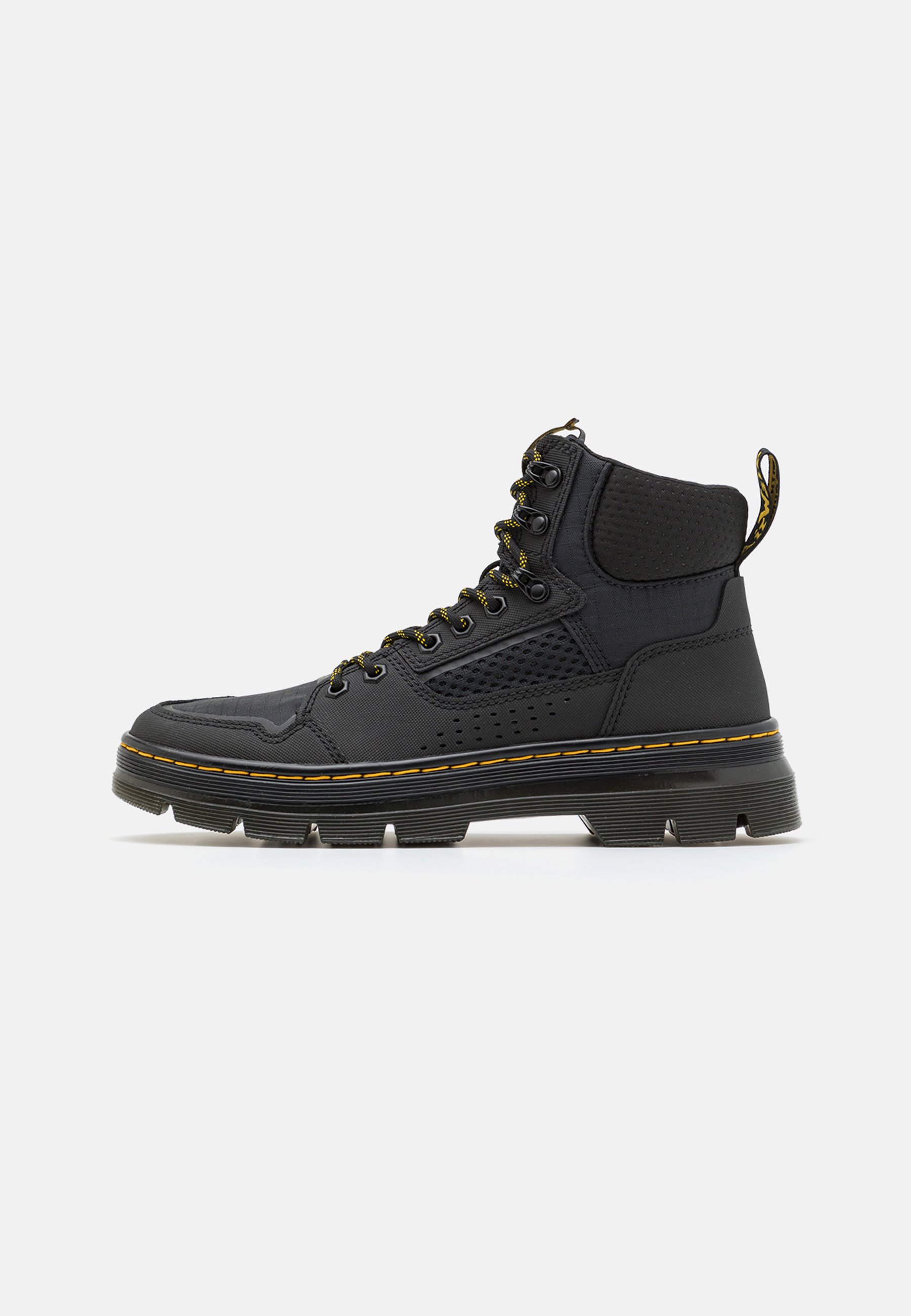 Dr. Martens ZUMA UNISEX - Ankle Boot - black/schwarz - Zalando.de