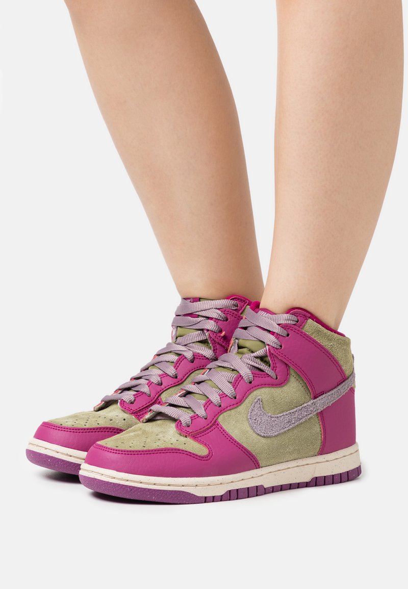 am1 dynamic berry