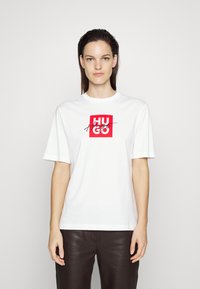 HUGO - DASHIRE - Camiseta estampada - white Imagen en miniatura 1