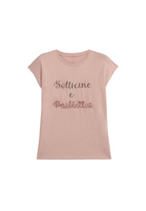Hellrosa T-Shirt mit kurzen Ärmeln, das glitzernden Text "Bollicine e Paillette" in Silber und Pink zeigt. Aus weichem Baumwollstoff, lockere Passform.