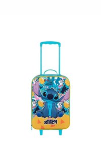 Blauwe en gele harde koffer met een Stitch-figuurontwerp. Bevat een telescoophandvat, wielen en tropische patroonaccenten.