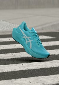 Επιλέχθηκε, energy aqua/white
