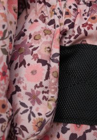 Minymo UNISEX wielokolorowy