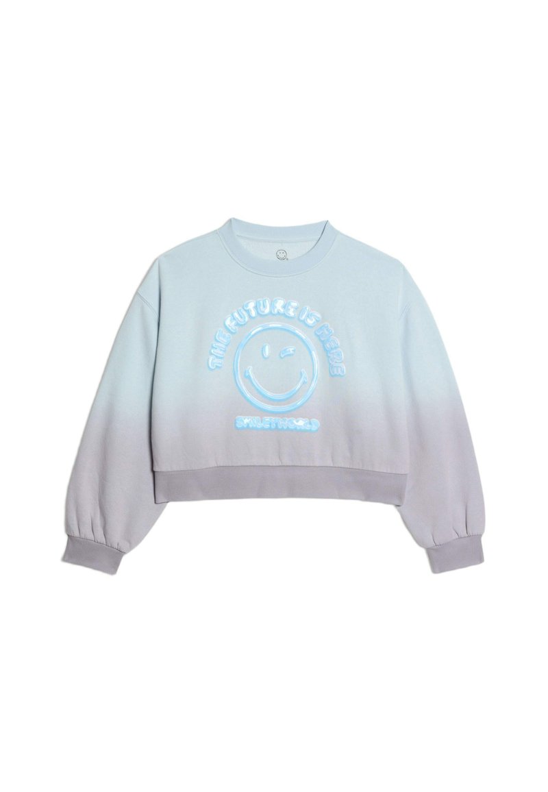 Sudadera corta de color azul claro con un degradado a gris, que presenta un gráfico de una cara sonriente y el texto "EL FUTURO ESTÁ AQUÍ" en azul. Tejido suave.